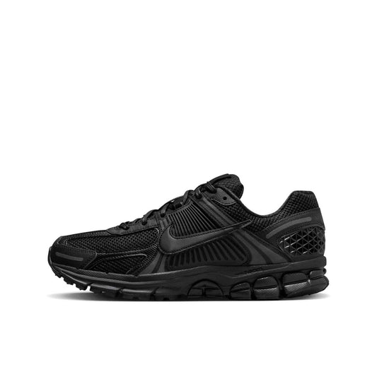 Nike Vomero 5 Triple Black