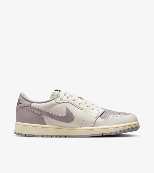 Jordan 1 Low OG Atmosphere Grey